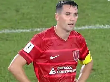 是稳稳出线, 踢亚冠还是 是稳稳出线, 踢亚冠还是