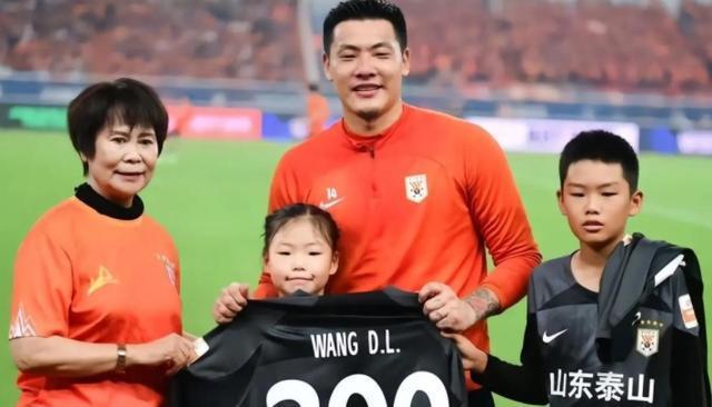 石柯首发出, 路易斯必须 石柯首发出, 路易斯必须