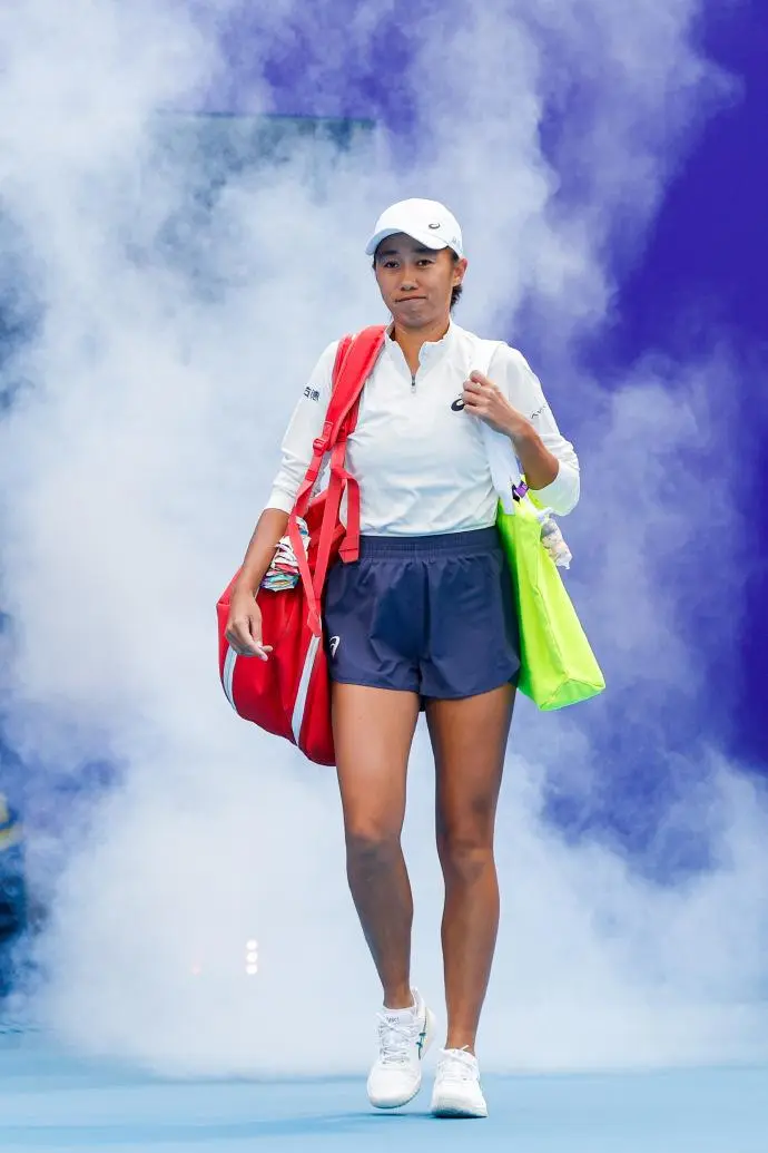 回归网球本, 有纯粹的竞, 爱的故事